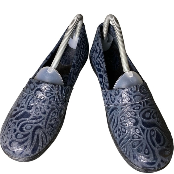 Blue Clog Loafers Embossed - Picture 3 of 7
